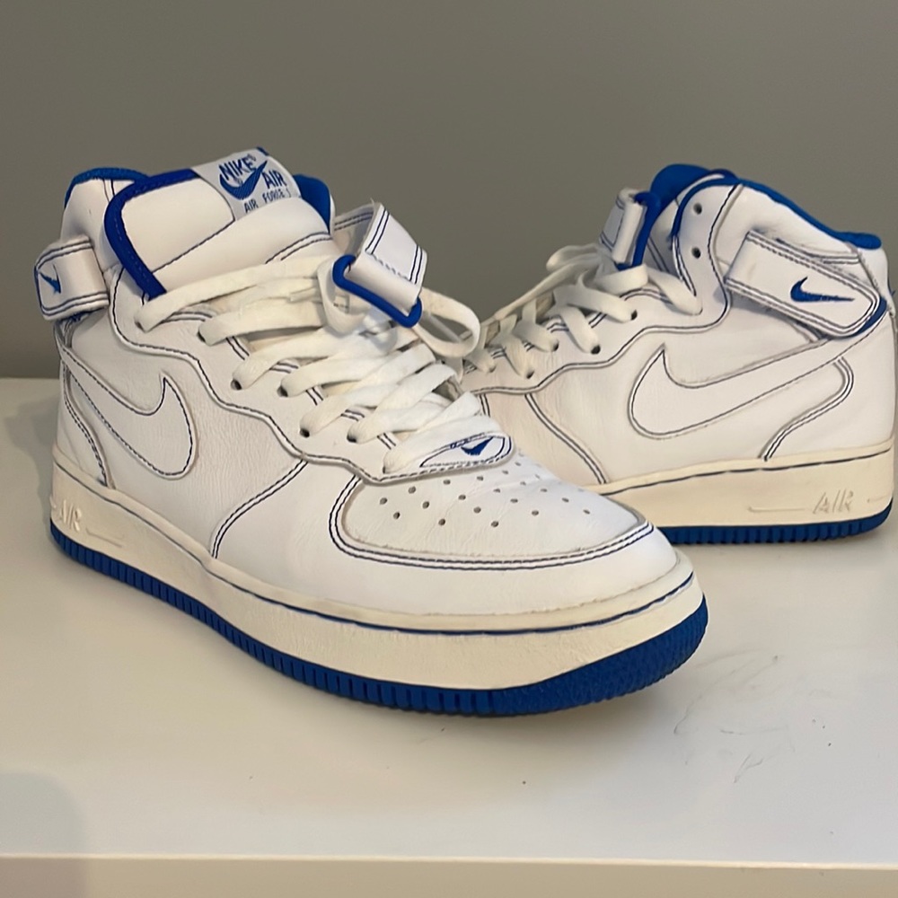Nike Air Force 1 mids